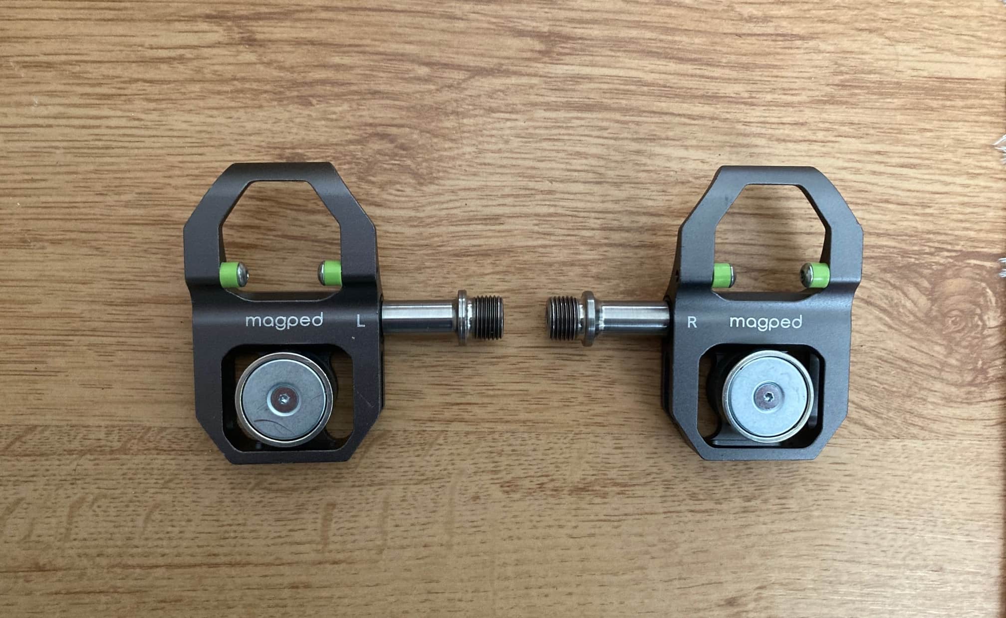 Die magnetischen MagPed Rennrad-Pedale im Test