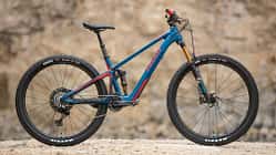 Pivot Shuttle SL 2023