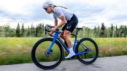 Pinarello X-Serie rechts nach links