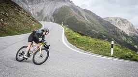 Dauertest Carbon-Felgen,Abfahrt,Rennrad,Berge,Kurve