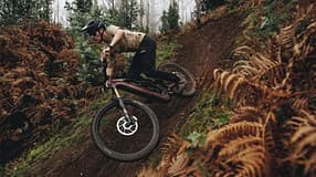 US-Bikemarke Specialized präsentiert die neue Generation seines Fullsize E-MTBs Turbo Levo.