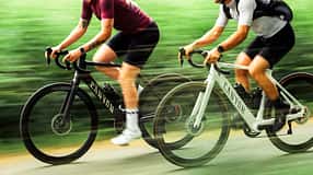 Canyon Endurace:ONfly,E-Rennrad,Action,zwei Räder