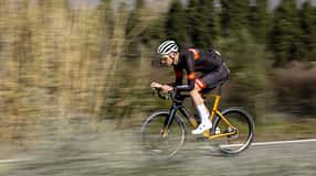 Merida Reacto Rennrad Aero-Bike Radsport Fahrbild verschwommen