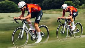Orbea Orca Aero 2027,Aero Rennrad,Team Lotto-Intermarche,zwei Fahrer