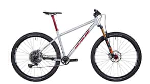 Kaufberatung XXL Fahrräder und E-Bikes I Mountainbike auf Mass I Seitenansicht Kaufberatung XXL Fahrräder und E-Bikes I Mountainbike auf Mass I Seitenansicht