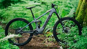 Transition Relay - Light-E-MTB mit Fazua-Ride-60-Motor und 170 mm Hub vorne Transition Relay - Light-E-MTB mit Fazua-Ride-60-Motor und 170 mm Hub vorne