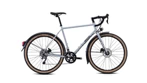 Seitenansicht Stadtrad ohne Motor I Randonneur Breezer Doppler Pro Seitenansicht Stadtrad ohne Motor I Randonneur Breezer Doppler Pro
