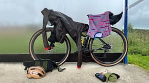 Bikepacking Essentials I Atmungsaktives und schnell trocknendes Trikot von Zyclism Bikepacking Essentials I Atmungsaktives und schnell trocknendes Trikot von Zyclism