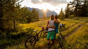Partner zum Radfahren motivieren Partner zum Radfahren motivieren