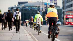 Dinge, die nur Radfahrer in der Stadt kennen Dinge, die nur Radfahrer in der Stadt kennen