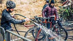 Tortour Cyclocross 2017,Bike sauber machen,duschen,abspritzen Reportage Tortour Cyclocross