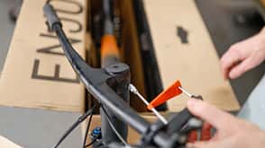 Unboxing Versenderbike Canyon Werkstatt Unboxing Versenderbike Canyon Werkstatt