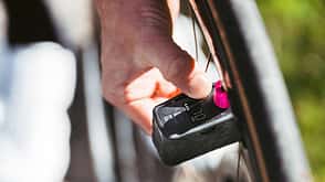 Mini-E-Pumpe in Action,Muc-Off