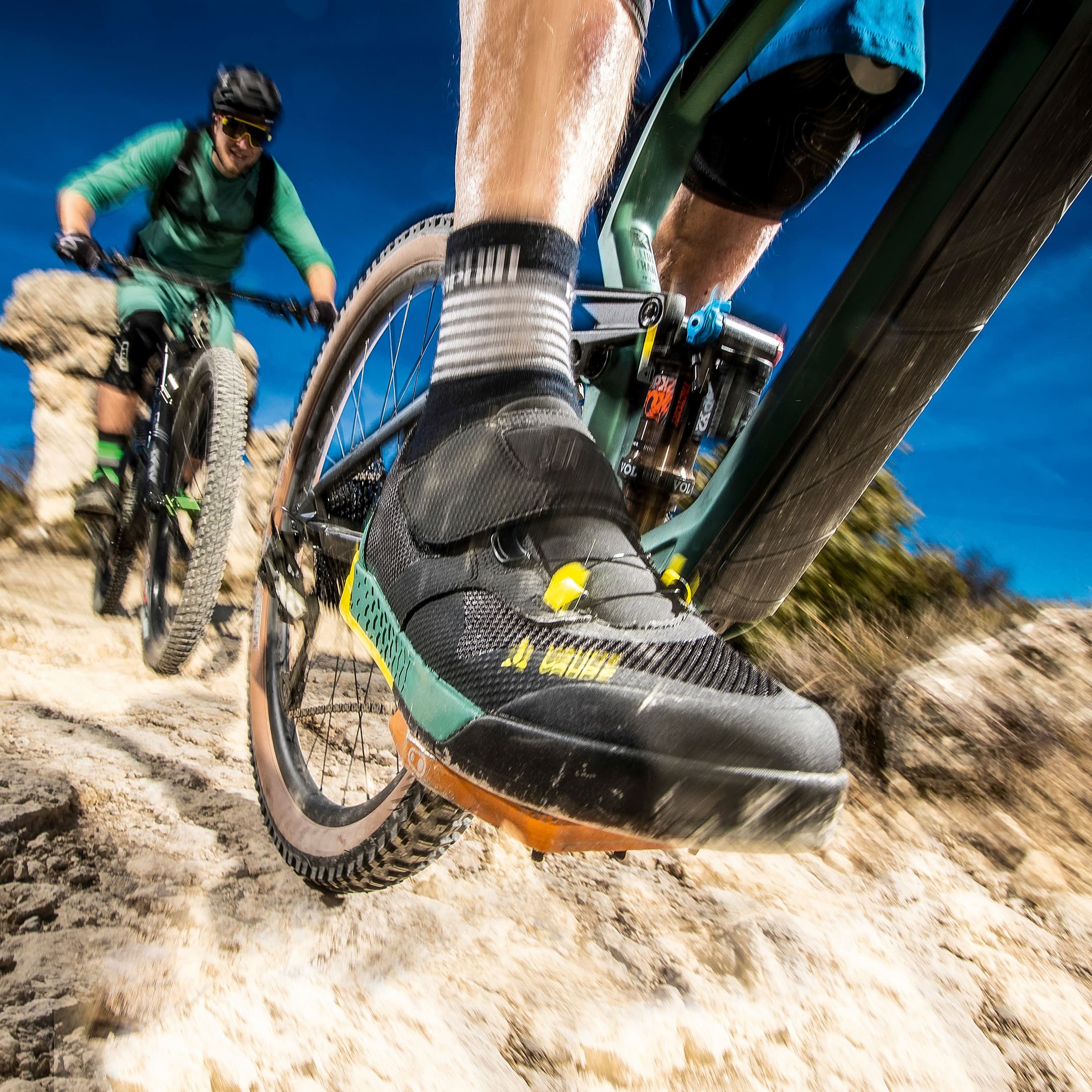 flat bicycle pedals Trail One Components Vortex Composite Pedals Pedals Color main image 1