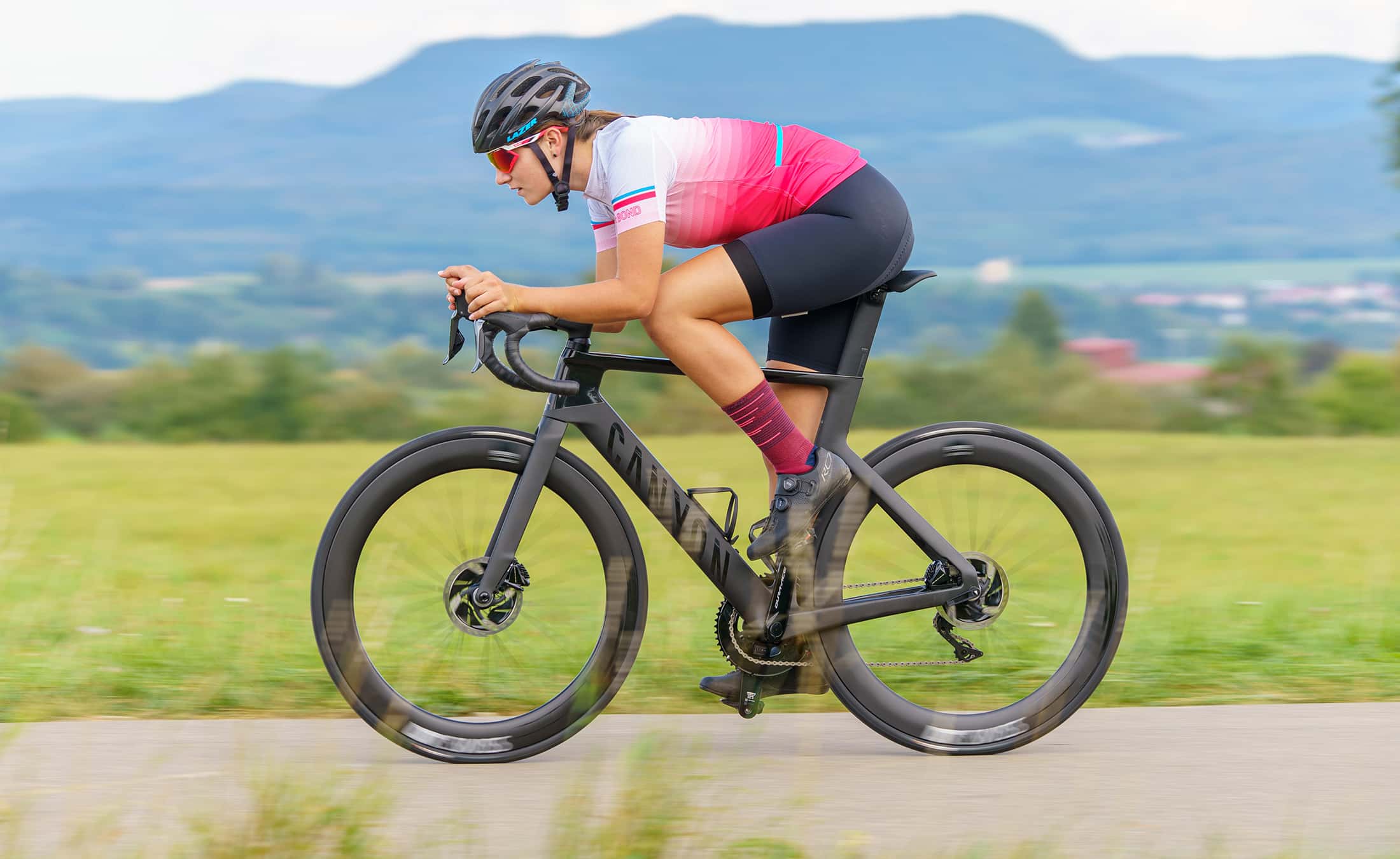 faltbares fahrradschloss test FoldyLock Compact Fahrrad Faltschloss – Patentiertes Testsieger mit Schlüssel und Halterung für Hohe Sicherheit – Leicht und Sicher für Ebike, e Scooter und Roller – 85 cm Sport & Freizeit Category:Fahrräder_Shimano MT200 / MT200 2 Piston SachsenRAD E-SUV ATB All Größe:XS/S (45-49 cm)