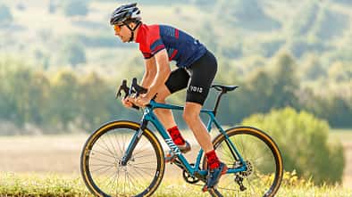 rb-1018-radtest-gravel-cross-rose-backroad-force-mit-TEASER-BO-6558-high-res (jpg)