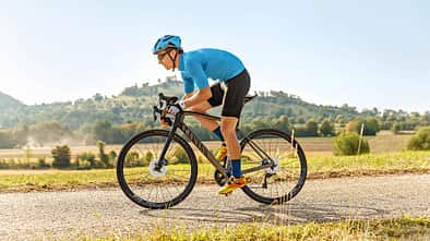 rb-1018-radtest-gravel-cross-canyon-grail-cf-sl-80-di2-mit-TEASER-BO-6489-high-res (jpg)