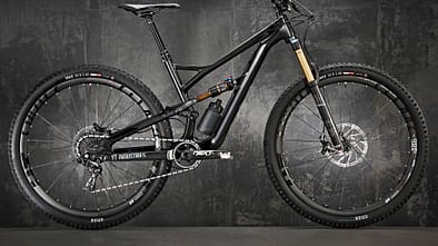 mb-0816-yt-industries-jeffsy-cf-pro-det-goeckeritz (jpg)