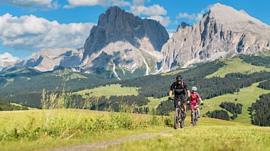 mb-0817-dolomiten-e-mtb-01-harald-wisthaler (jpg)