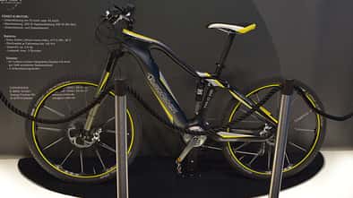 ub-fendt-e-full-tororider-tr-c-200-eurobike-2015 (jpg)