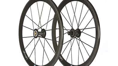 RB-0812-Carbon-Laufraeder-Lightweight-Meilenstein-Clincher (jpg)