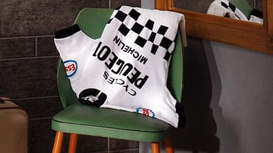 RB 0311 Wolltrikots Peugot (jpg)