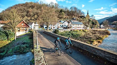 RB 0218 Christian Knees Hausrunde Eifel