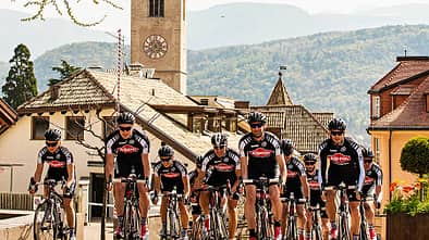 RB-0415-Team-Alpecin-TEASER-BO1_7031_100pc (jpg)