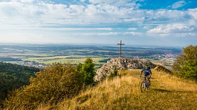 MB 1217 Schwäbische Alb Cross Teaser