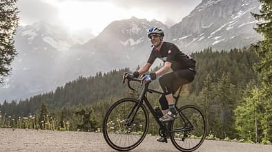 rb-0818-bmc-roadmachine-x-14-TEASER