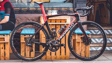 Pinarello Dogma F12 Disc