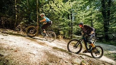 Shimano EP8 vs. E8000