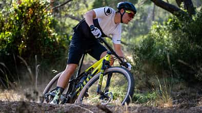BMC Fourstroke MY23 // Neues Cross-Country Bike