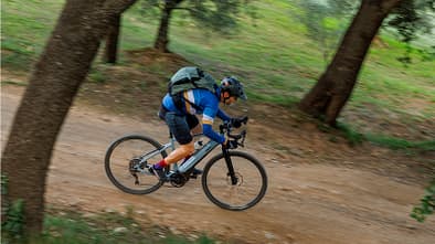 Mit dem Gravelbike über den Schotter