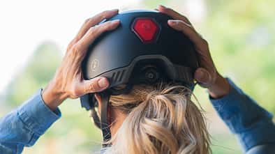 E-Bike Helm Lazer Cruiser mit LED