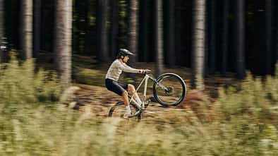 Mountainbike I Hardtail I Rose PDQ I Fahrbild I Wheelie