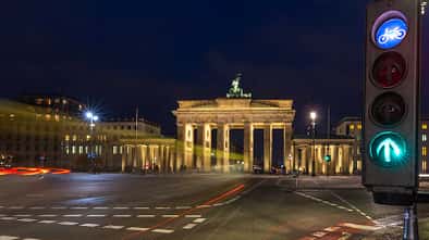 Radweg Deutsche Einheit, Berlin, Brandenburger Tor