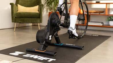 Zwift Hub One Rollentrainer Indoortraining Smarttrainer