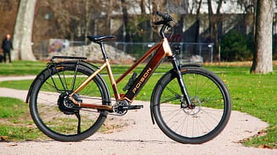Trekking E-Bike Poison Arsen Image von rechts