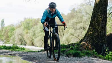 E-Gravelbike und E-Rennrad Moustache Dimanche Action 2