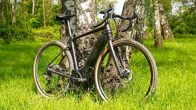 Giant Revolt E+,E-Gravelbike,schräge Ansicht
