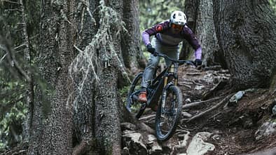 Neues Light-E-MTB der Gravity-Marke aus Forchheim: Das Decoy SN von YT Industries setzt auf den Fazua-Ride-60-Motor.