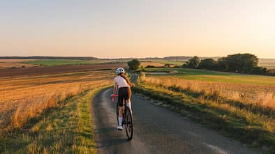Fahrradfahren auf dem Land vs. in der Stadt