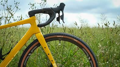 Hutchinson Caracal Race 45 mm,Gravelreifen,seitlich,Vorderrrad