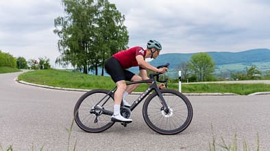 Trek Domane SL7 Gen 4,Rennrad,ROADBIKE,Test,Action in der Kurve