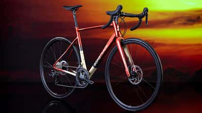 Bombtrack Tempest AL,Allroad,Gravel,schräge Seitenansicht
