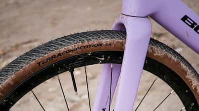 Continental Terra Competition Trail Close-Up