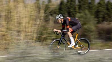 Merida Reacto Rennrad Aero-Bike Radsport Fahrbild verschwommen