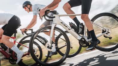 BH Bikes iRS1,E-Rennrad,Action,mehrere Fahrer