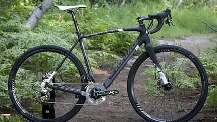 RB-2013-Specialized-Crux-Expert-Carbon-Disc-cyclocross-bike-draussen-nils (jpg) RB-2013-Specialized-Crux-Expert-Carbon-Disc-cyclocross-bike-draussen-nils (jpg)